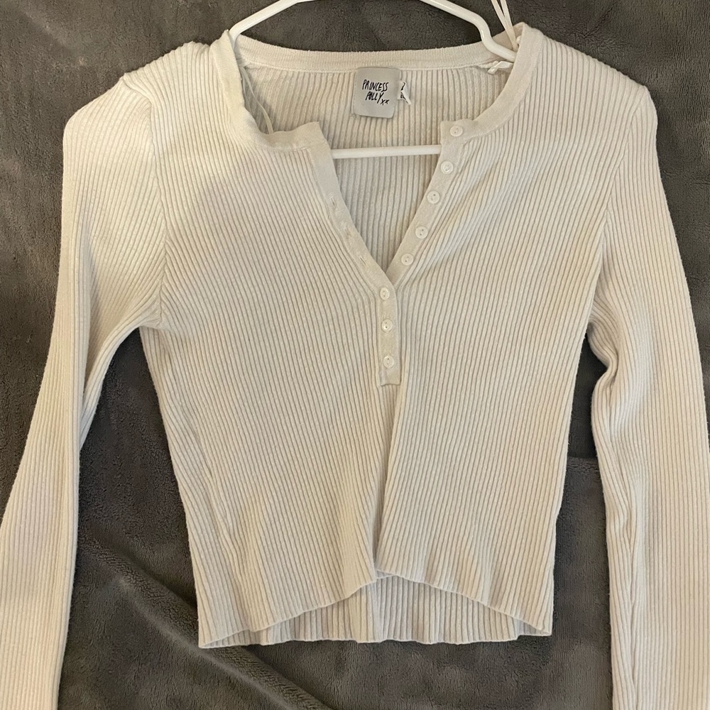 white princess polly long sleeve crop top